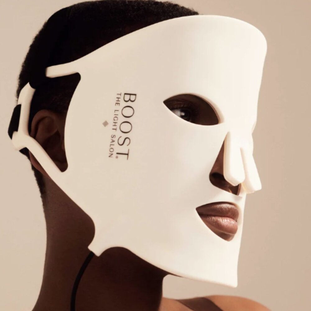 The Light Salon BOOST LED light Mask - Skincare Skin Rejuvenation - Picture 3 of 6